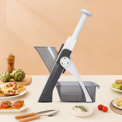 Coupe-légumes 5 en 1 multifonctions.